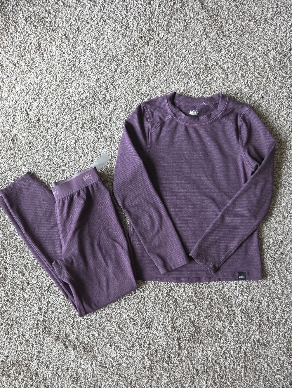 REI Kids Two-Piece Midweight Base Layer Set Small